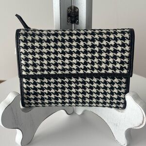 ANN TAYLOR Houndstooth Vintage Trifold Wallet